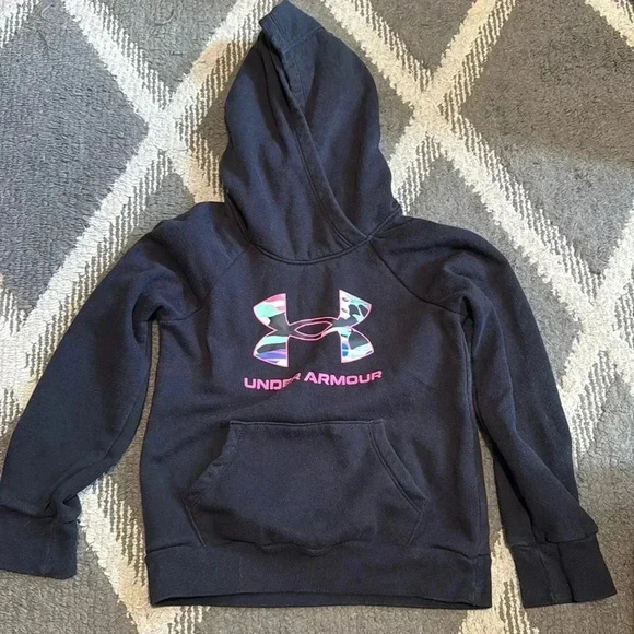 Under Armour Other - Girls under Armour hoodie